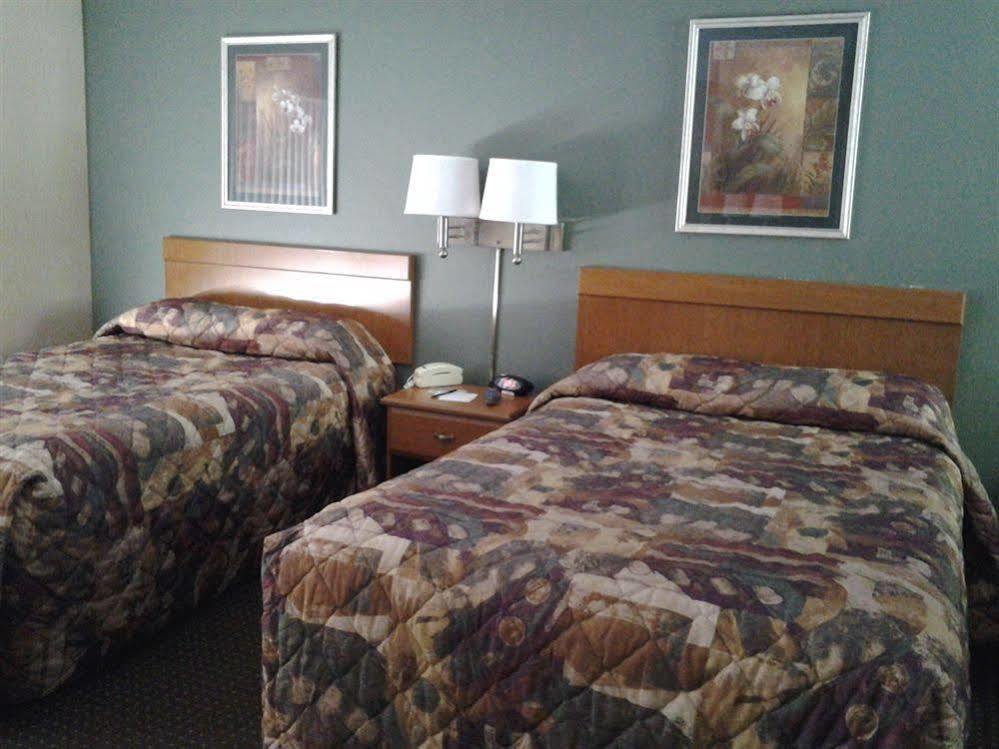Maple Leaf Motel Shady Cove Buitenkant foto